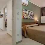 Archimede\'S Rooms